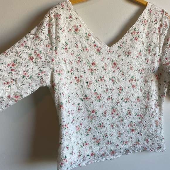 Floral top Candie’s Size: M - Picture 4 of 6